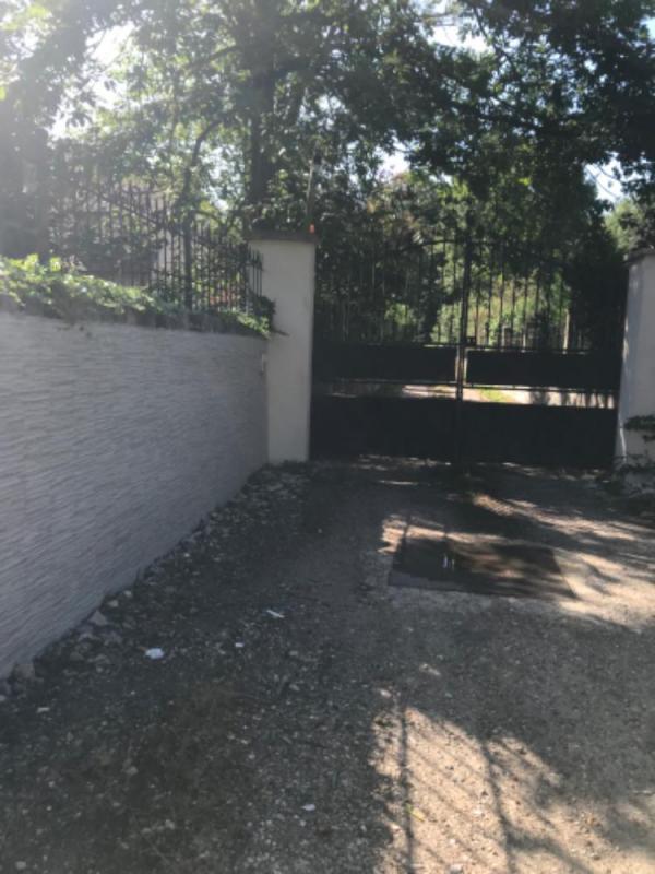 Maison - 360 m² - 22 pièces