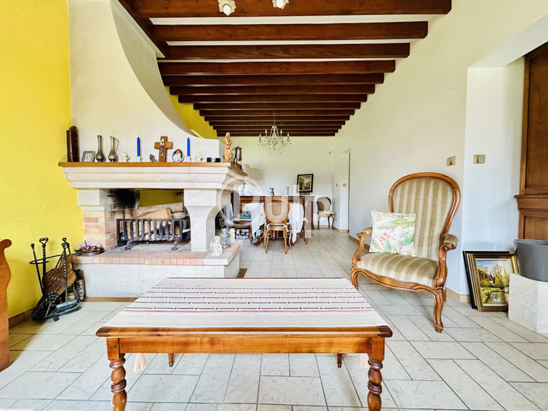 Pavillon - 170 m² - 8 pièces