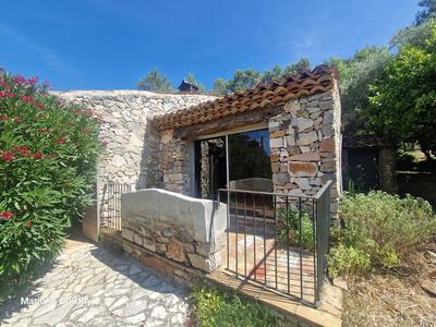 Maison - 174 m² - 5 pièces