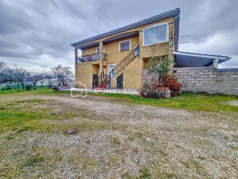 Immeuble - 350 m² - 12 pièces