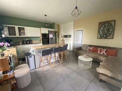 Appartement - 56 m² - 3 pièces