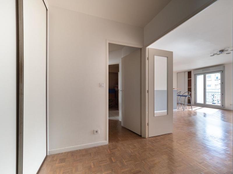 Appartement - 90 m² - 4 pièces