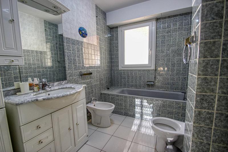 Appartement - 93 m² - 4 pièces