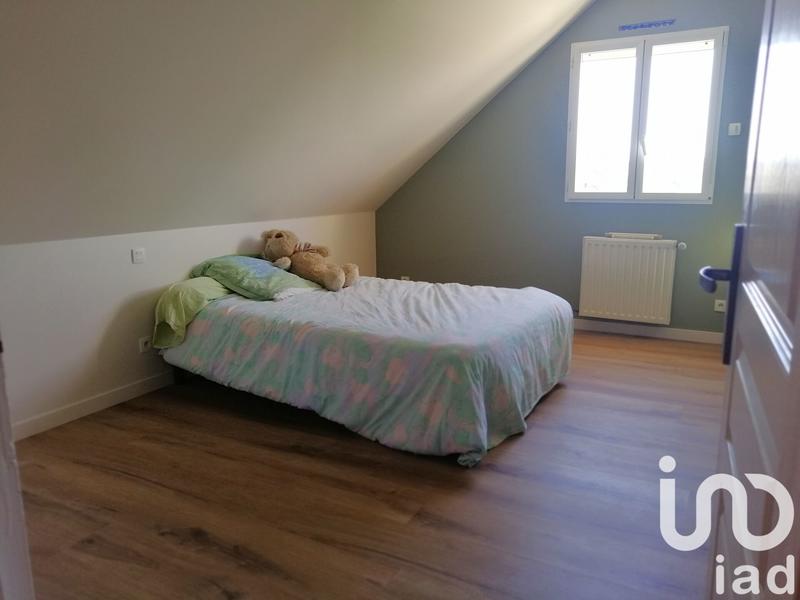 Maison - 143 m² - 9 pièces