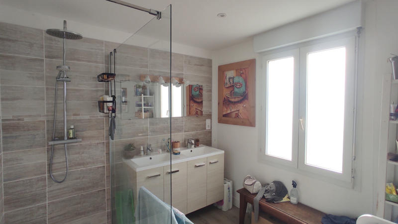 Maison - 101 m² - 6 pièces