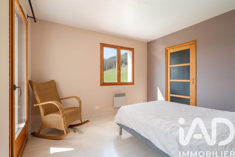 Maison - 160 m² - 5 pièces