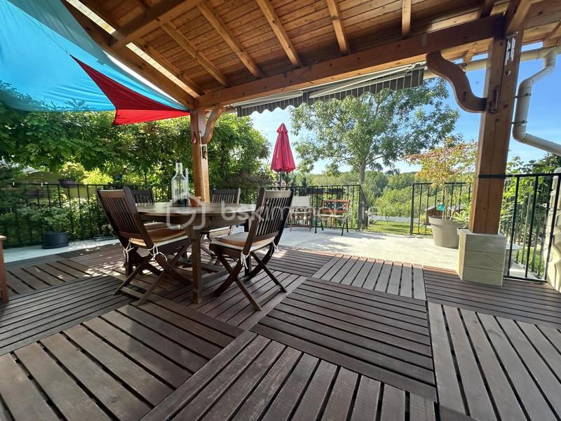 Pavillon - 110 m² - 5 pièces