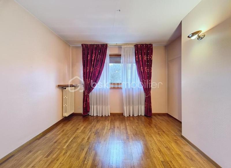 Maison de ville - 100 m² - 5 pièces