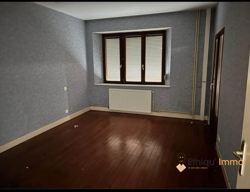 Maison - 234 m² - 4 pièces