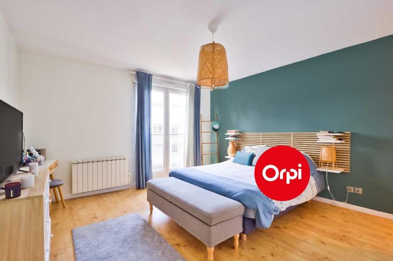 Appartement - 111 m² - 4 pièces