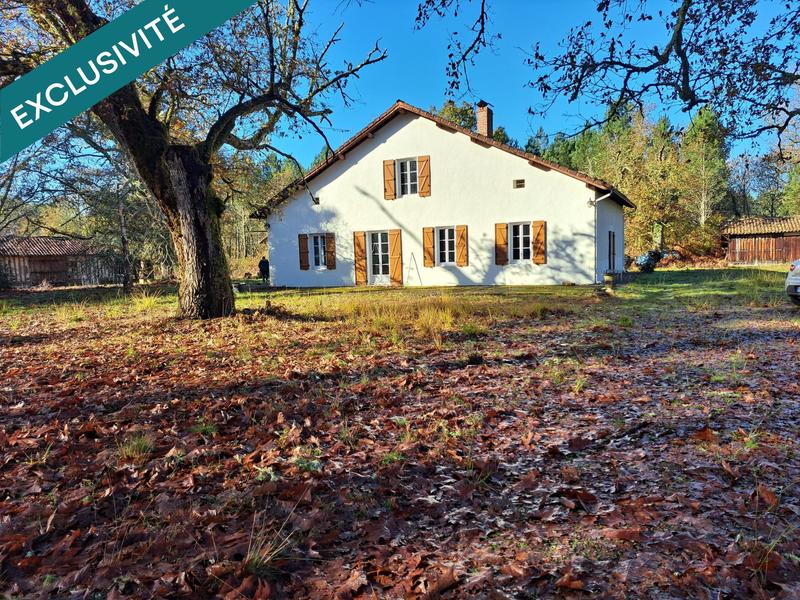 Maison - 211 m² - 9 pièces