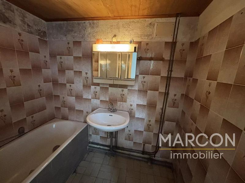 Maison - 154 m² - 3 pièces