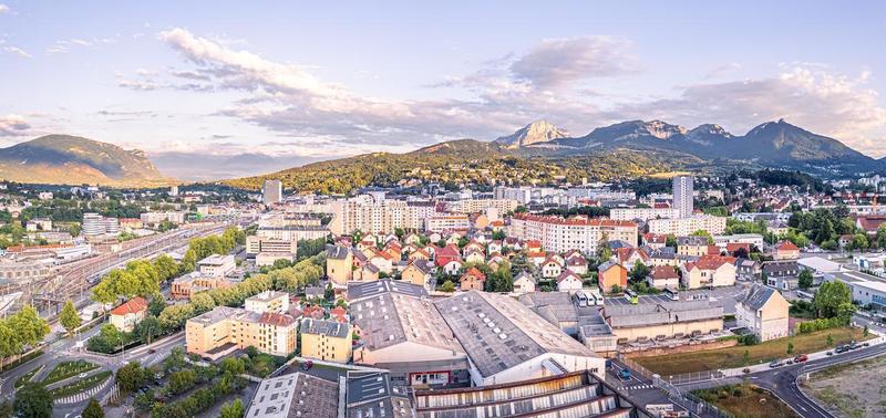 Appartement - 262 m² - 8 pièces