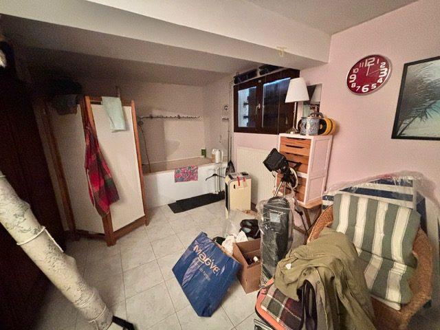 Maison traditionnelle - 89 m² - 6 pièces