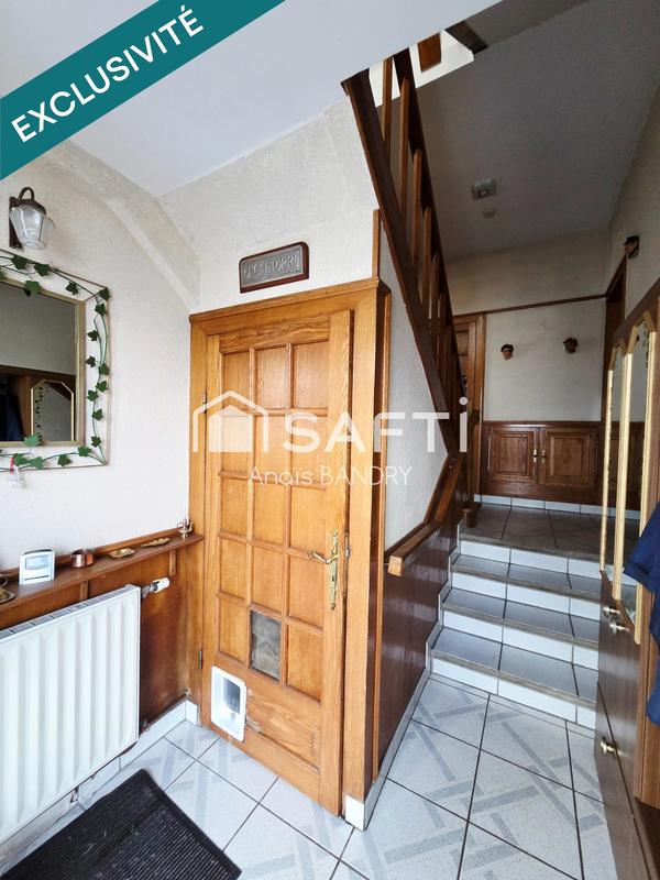 Maison - 159 m² - 8 pièces