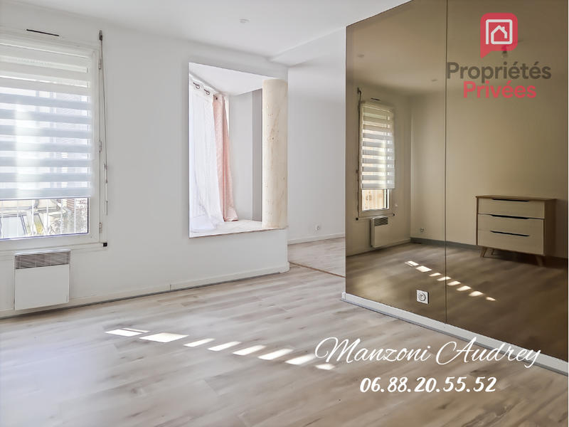 Appartement - 151 m² - 6 pièces