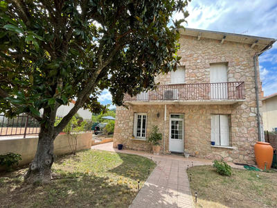 Maison - 141 m² - 6 pièces