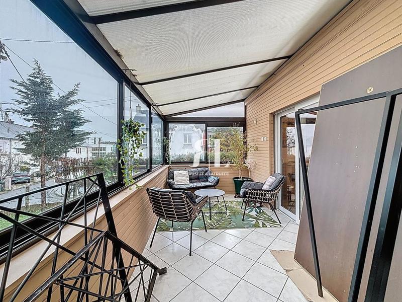 Maison - 104 m² - 5 pièces