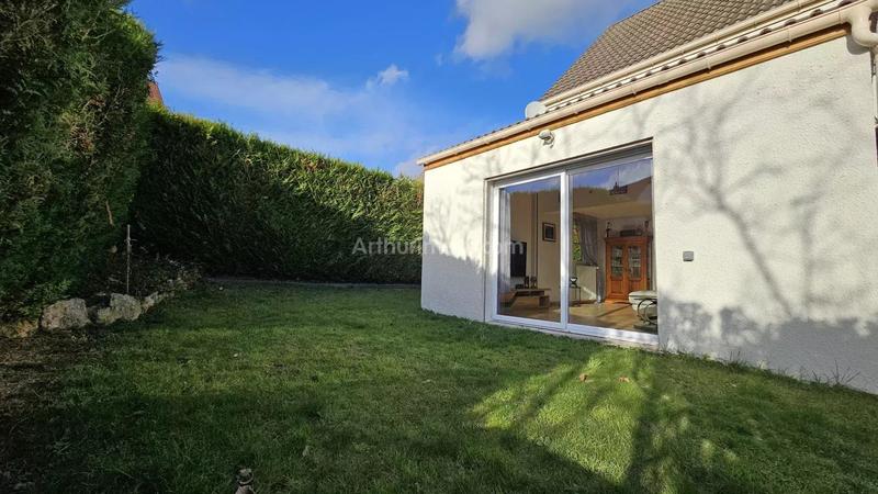 Maison - 92 m² - 5 pièces