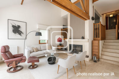 Maison - 183 m² - 8 pièces