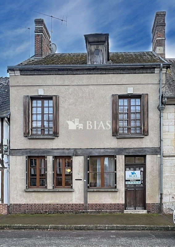 Maison - 80 m² - 4 pièces