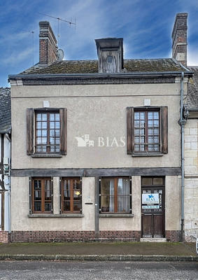 Maison - 80 m² - 4 pièces