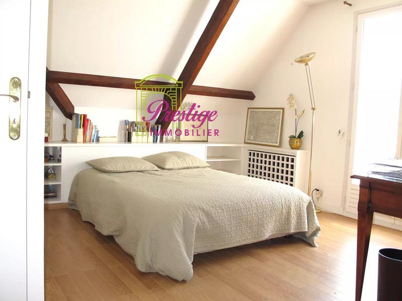 Maison - 166 m² - 7 pièces