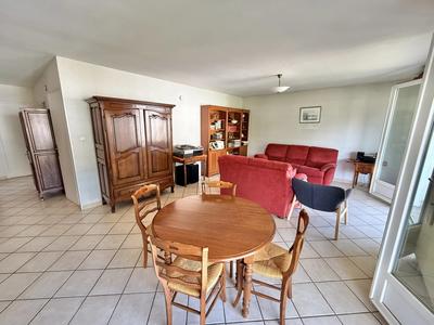 Appartement - 88 m² - 4 pièces