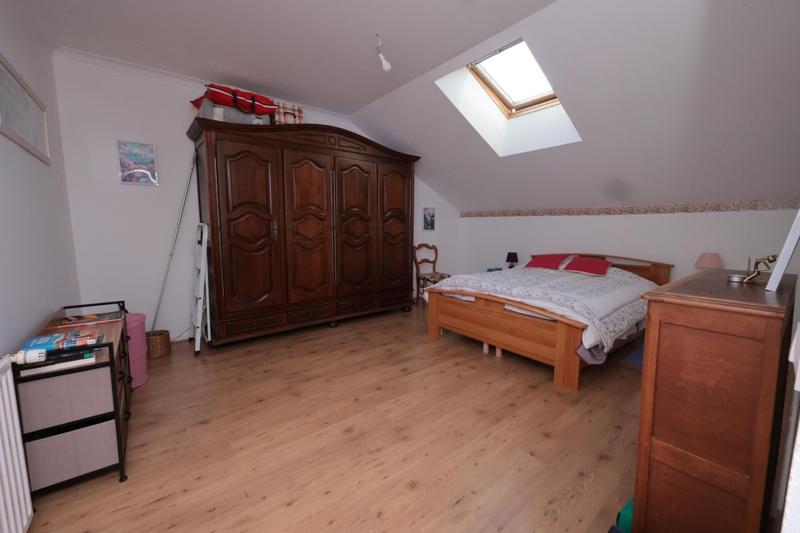 Maison - 143 m² - 7 pièces