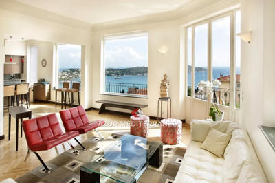 Villa - 298 m² - 6 pièces