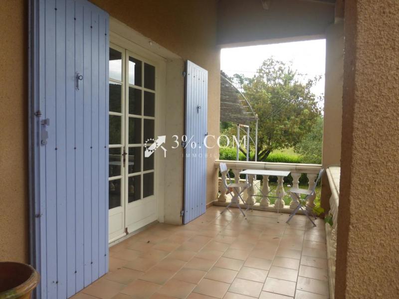 Propriété - 138 m² - 6 pièces