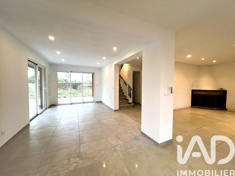 Maison - 136 m² - 5 pièces