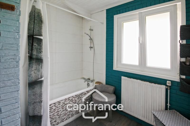 Maison - 211 m² - 7 pièces