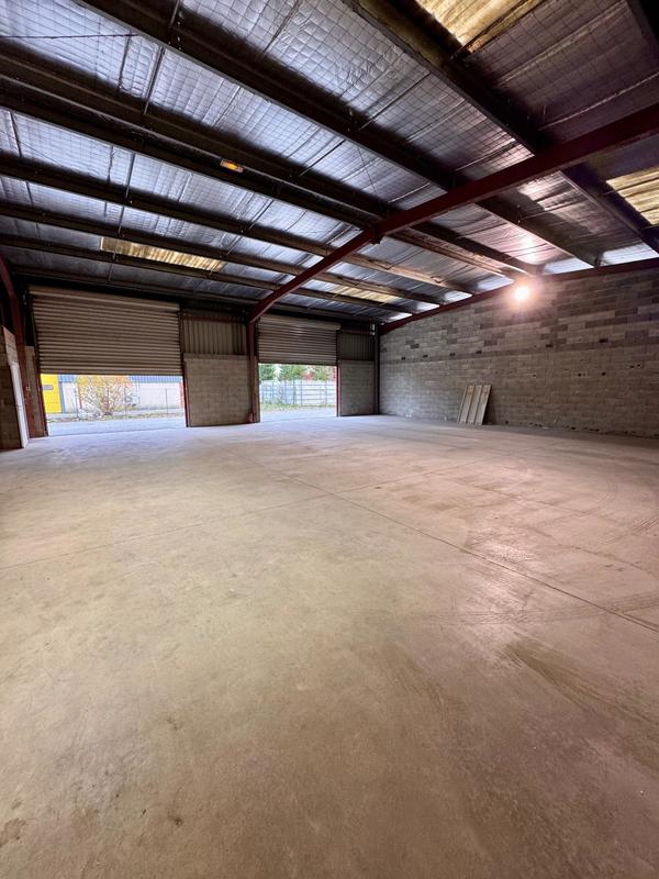 Local commercial - 450 m² - 1 pièce