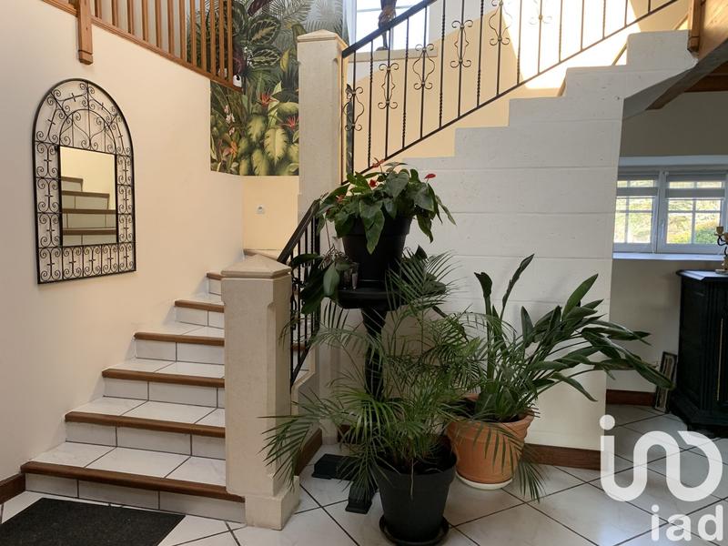 Maison - 333 m² - 13 pièces