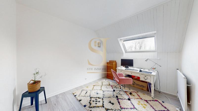 Appartement - 106 m² - 6 pièces