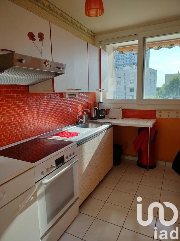 Appartement - 96 m² - 6 pièces