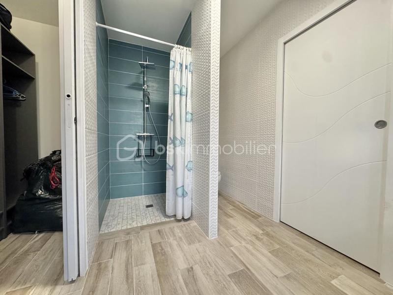 Maison traditionnelle - 107 m² - 4 pièces