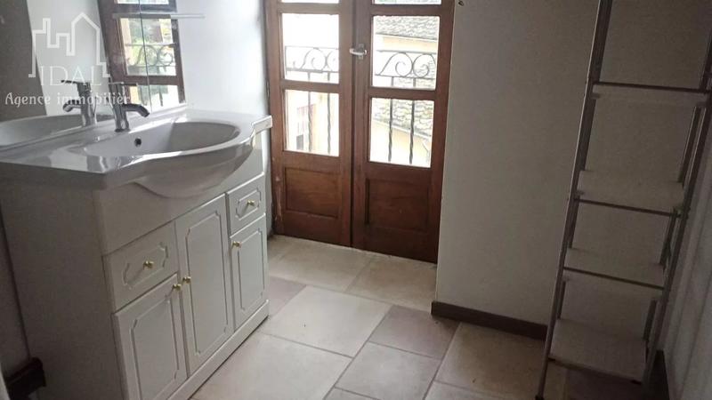 Immeuble - 195 m² - 10 pièces