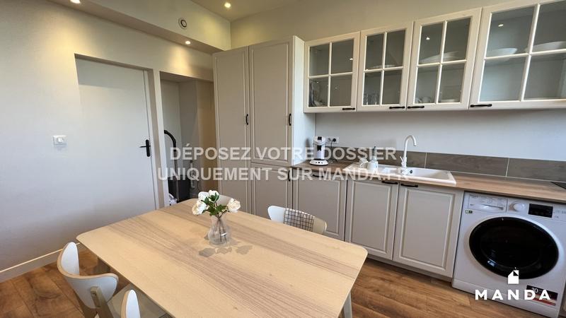 Chambre - 12 m² - 5 pièces