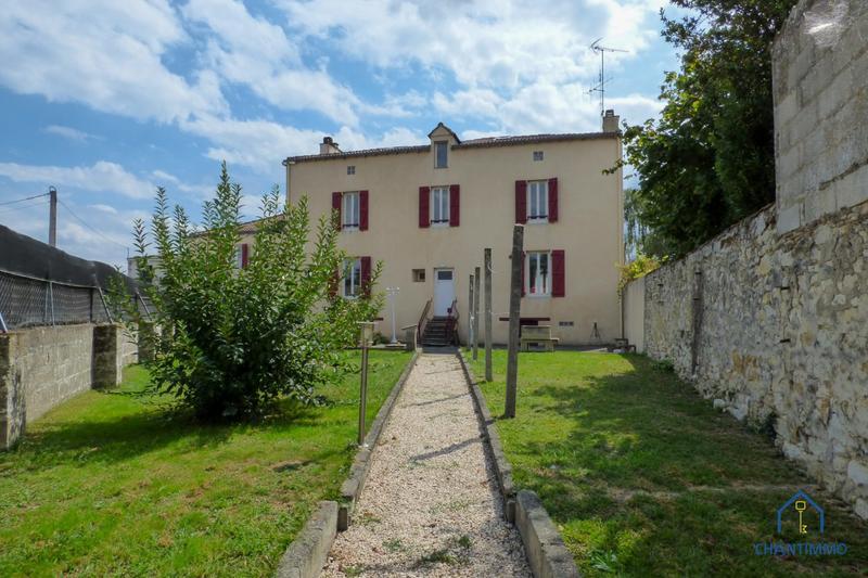 Maison ancienne - 295 m² - 8 pièces