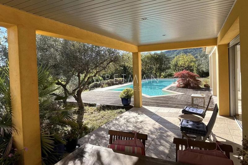 Villa - 150 m² - 5 pièces