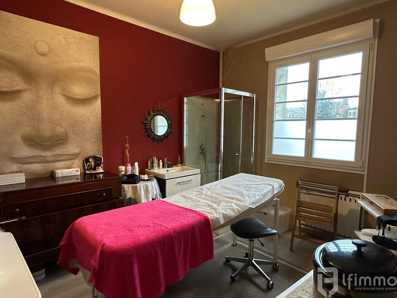 Fonds de commerce - Bureau - 54 m²