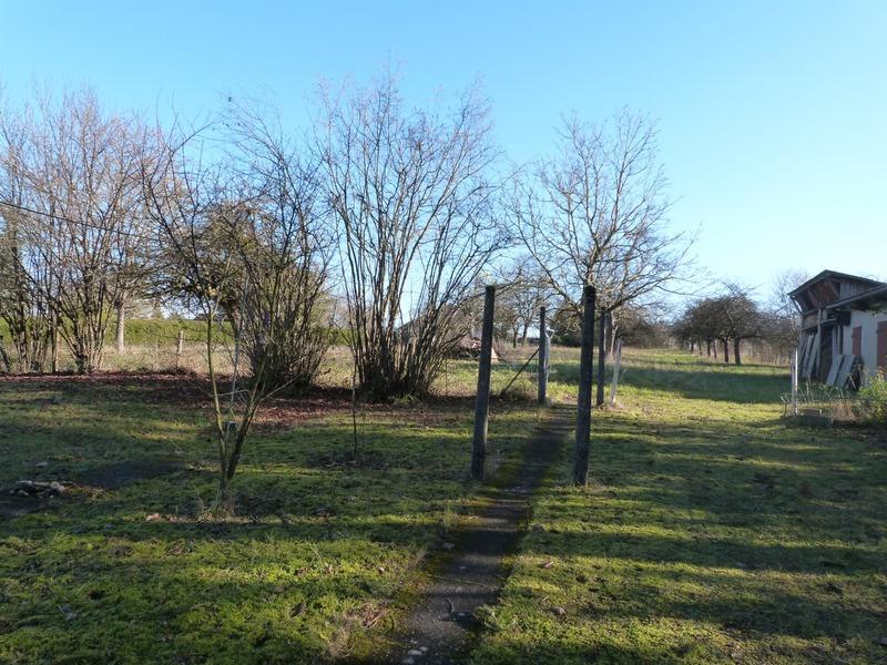 Terrain constructible - 851 m²