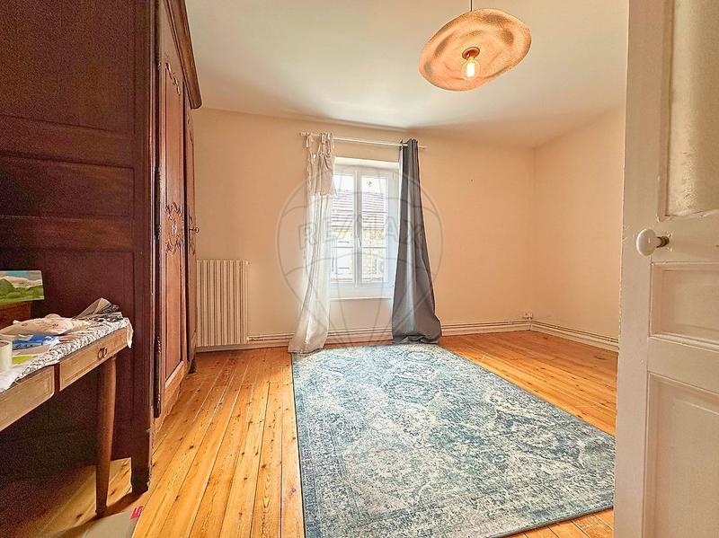 Maison - 177 m² - 6 pièces