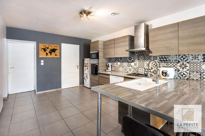 Maison - 125 m² - 6 pièces