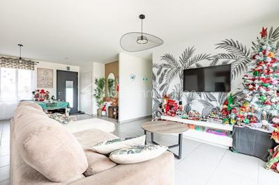 Pavillon - 87 m² - 5 pièces