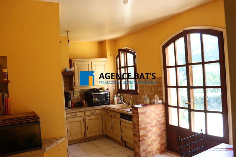 Maison - 139 m² - 7 pièces