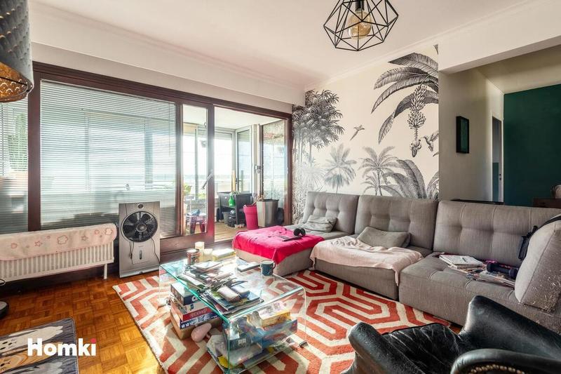 Appartement - 94 m² - 4 pièces