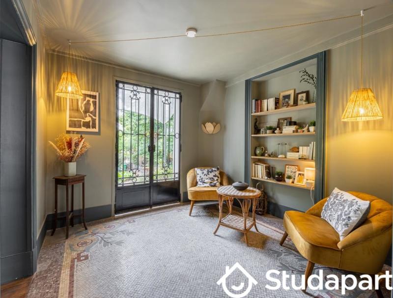 Chambre - 11 m² - 1 pièce